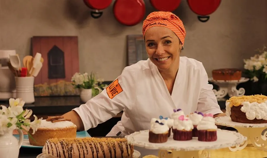 Carole Crema: Baixar Curso Massas e Receitas | Segredos de Confeiteiro
