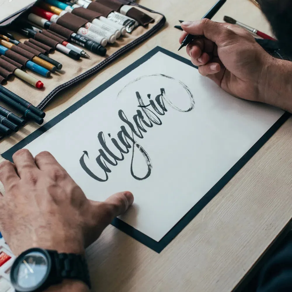Curso de Caligrafia IUB: Baixar Agora | Domine a Escrita à Mão
